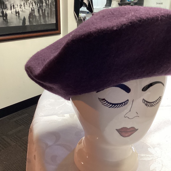 PURPLE WOOL HAT SATIN LINED BY IMPORTINA. 100% WOOL - Picture 1 of 9